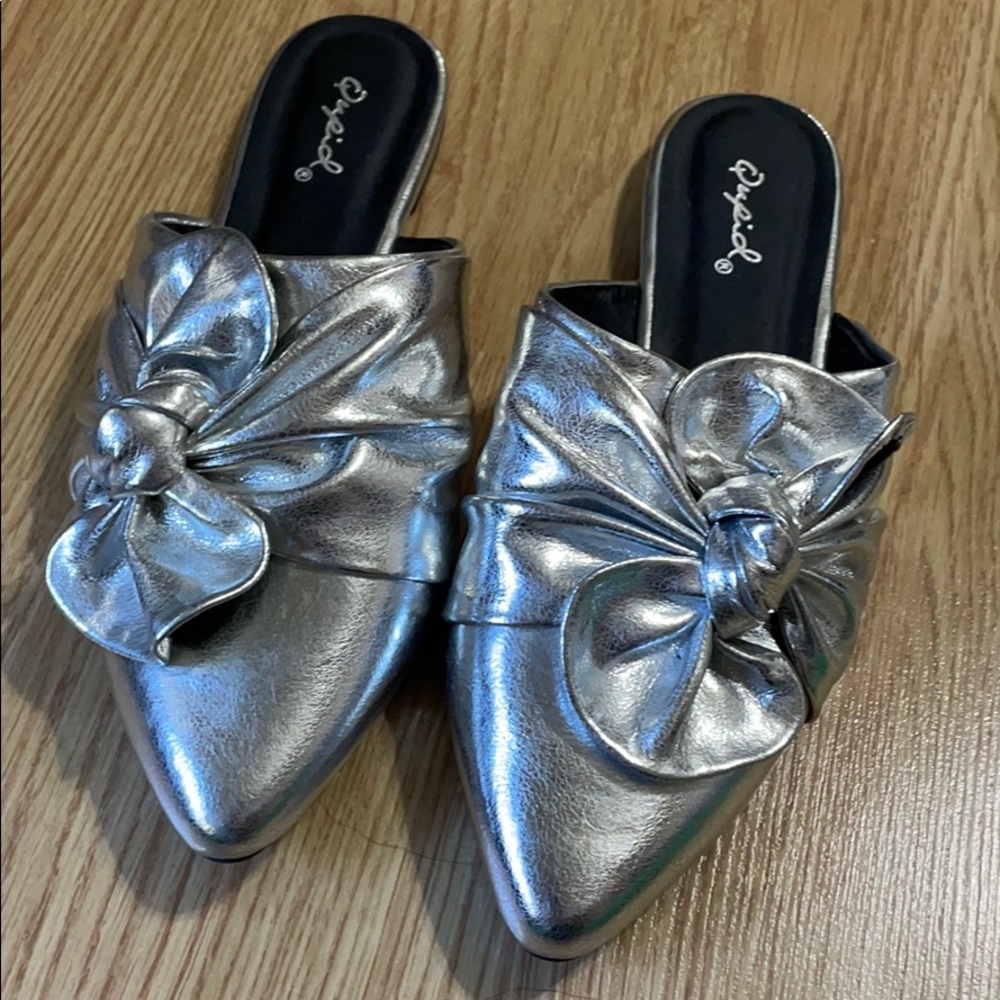 Qupid silver slides